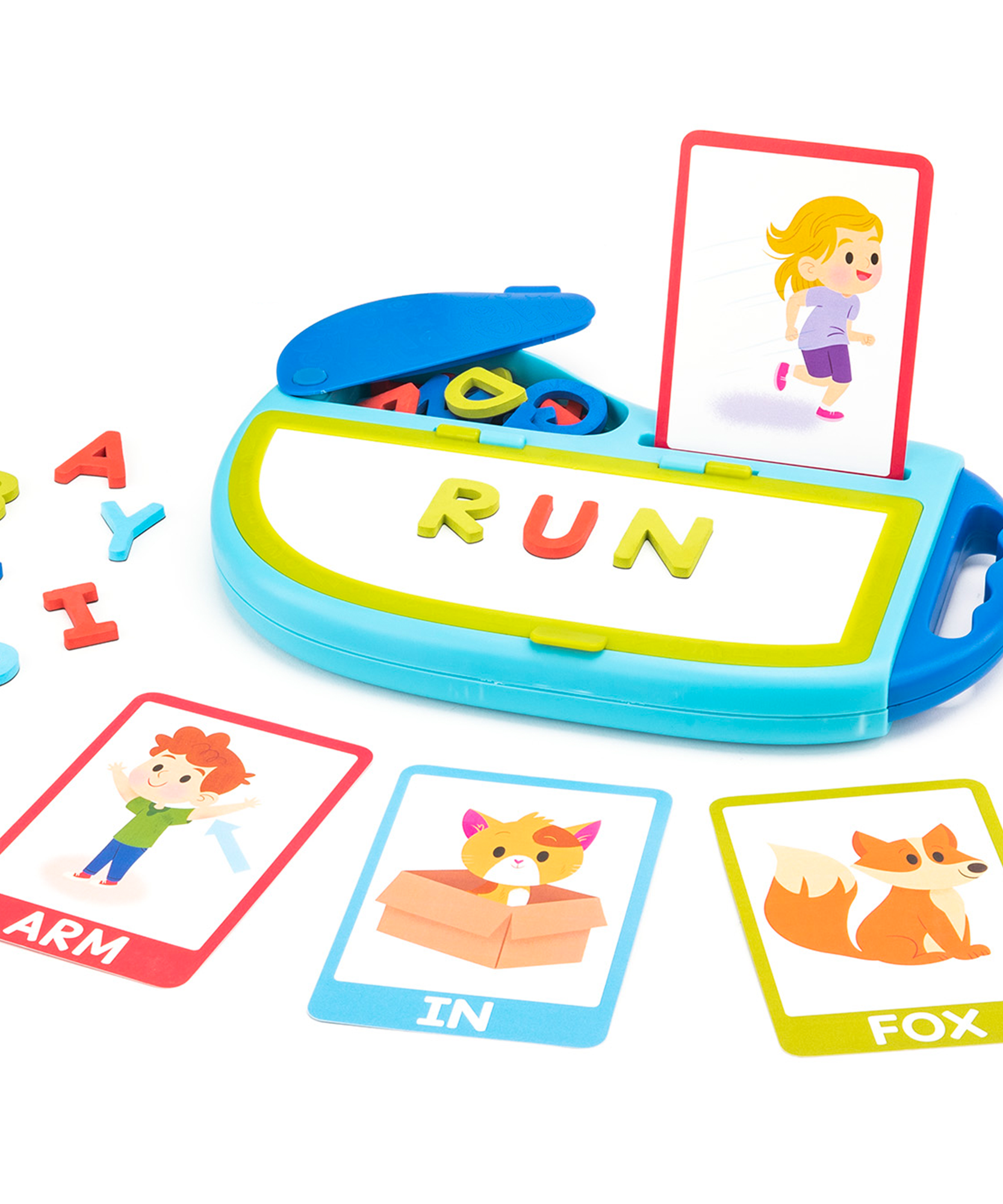 لوحة AlphaMagnets Go! Spelling المغناطيسية المحمولة من Learning Resources مزودة بأحرف وبطاقات، لعبة تعليمية مبكرة للأطفال من سن 4 سنوات فما فوق